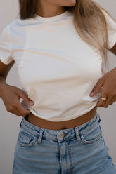 2. Wahl Crop T-Shirt I Off-White